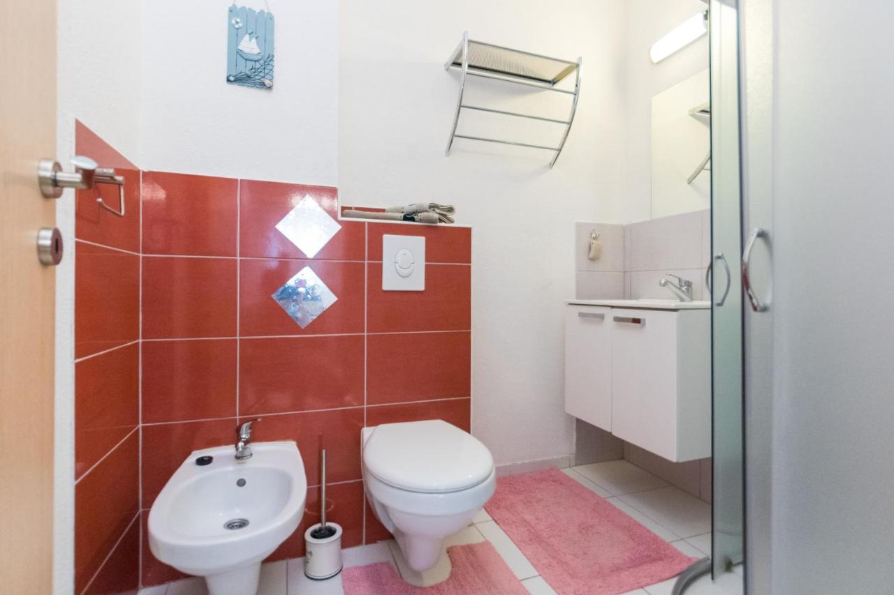 Apartments And Rooms With Parking Space Grebastica, Sibenik - 17831 المظهر الخارجي الصورة